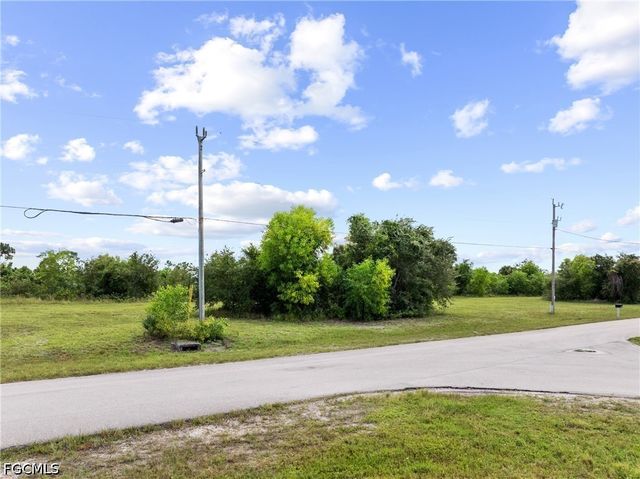 3700 NW 45th ST, Cape Coral, FL 33993