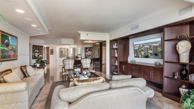 3000 Island Boulevard 1103, Aventura, FL 33160