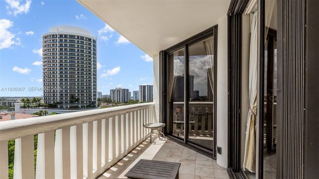 3000 Island Boulevard 1103, Aventura, FL 33160
