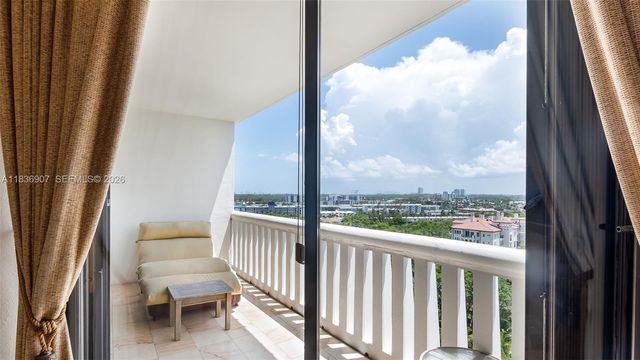 3000 Island Boulevard 1103, Aventura, FL 33160
