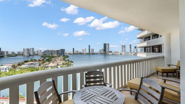 3000 Island Boulevard 1103, Aventura, FL 33160
