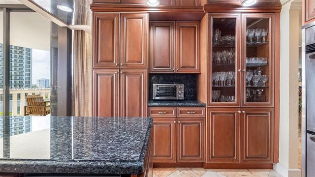 3000 Island Boulevard 1103, Aventura, FL 33160