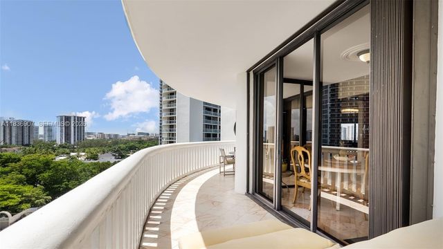 3000 Island Boulevard 1103, Aventura, FL 33160
