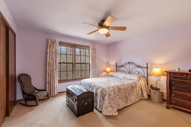 W275S4411 Green Country ROAD, Waukesha, WI 53189