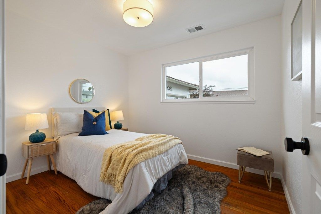 Image 16 of property listing at 14381 14381 Trinidad Rd, San Leandro, CA 94577