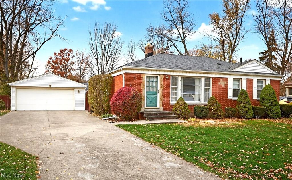 2030 Miriam Avenue, Avon, OH 44011