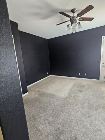 3570 Whispering Oak Dr, Ceres, CA 95307