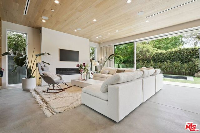 1310 Preston Way, Venice, CA 90291