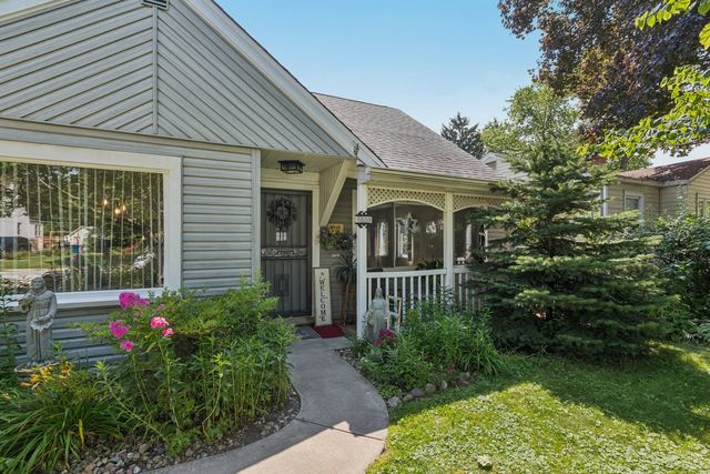 9205 Lynwood Drive, Oak Lawn, IL 60453