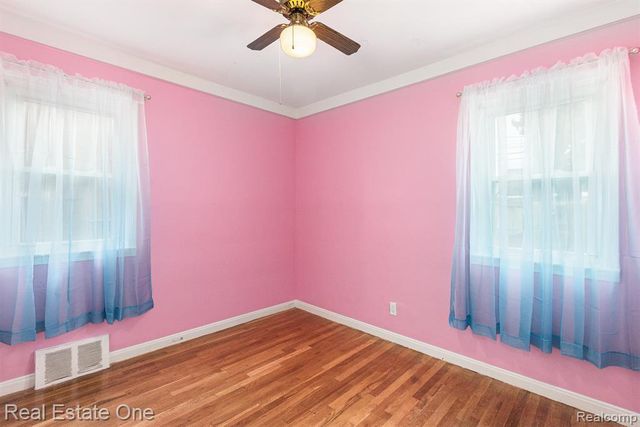 15579 Keppen Avenue, Allen Park, MI 48101