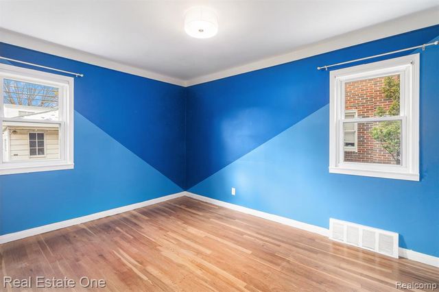 15579 Keppen Avenue, Allen Park, MI 48101