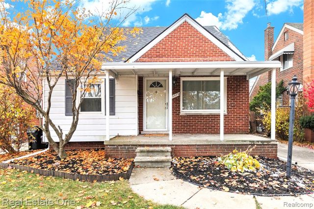 15579 Keppen Avenue, Allen Park, MI 48101