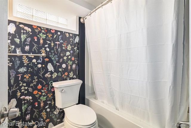 15579 Keppen Avenue, Allen Park, MI 48101