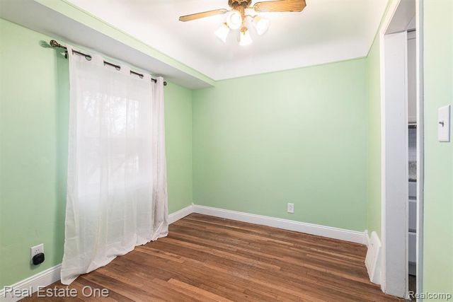 15579 Keppen Avenue, Allen Park, MI 48101