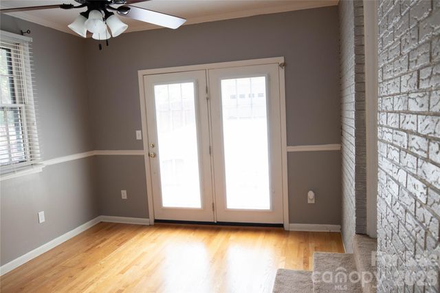 100 Woodward Avenue, Morganton, NC 28655