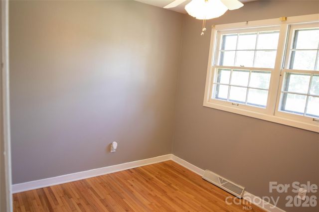 100 Woodward Avenue, Morganton, NC 28655