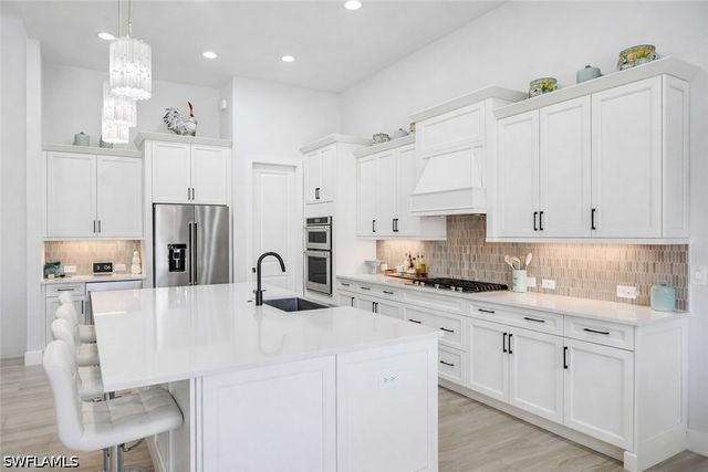 14338 Laguna Springs LN, Naples, FL 34114