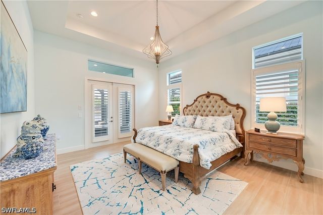 14338 Laguna Springs LN, Naples, FL 34114