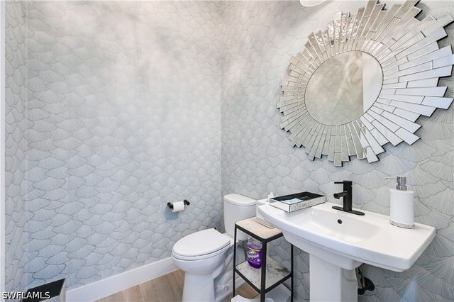 14338 Laguna Springs LN, Naples, FL 34114