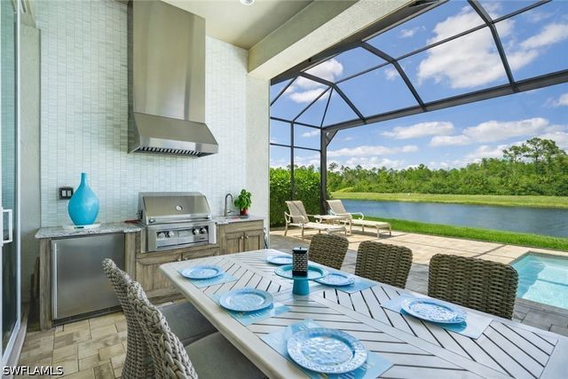 14338 Laguna Springs LN, Naples, FL 34114