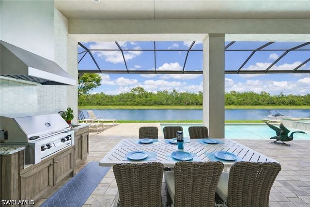 14338 Laguna Springs LN, Naples, FL 34114