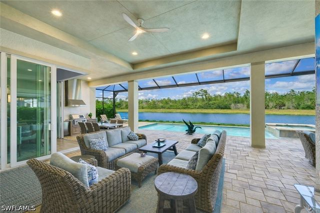 14338 Laguna Springs LN, Naples, FL 34114