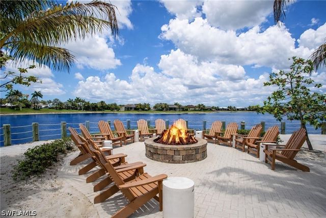 14338 Laguna Springs LN, Naples, FL 34114