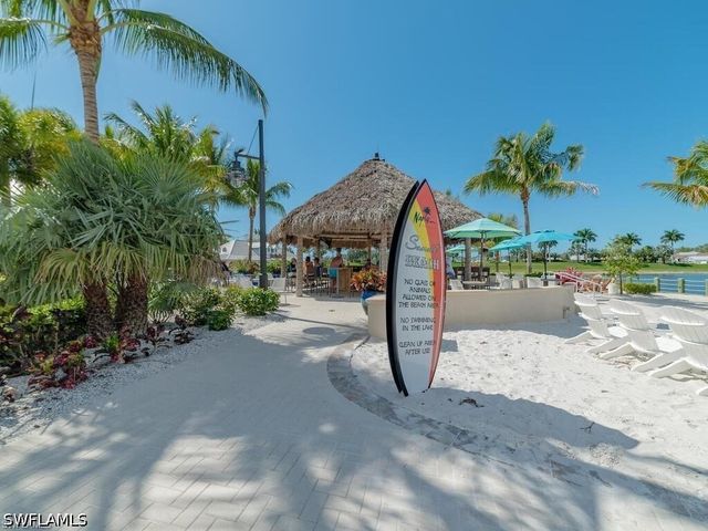 14338 Laguna Springs LN, Naples, FL 34114