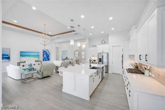 14338 Laguna Springs LN, Naples, FL 34114