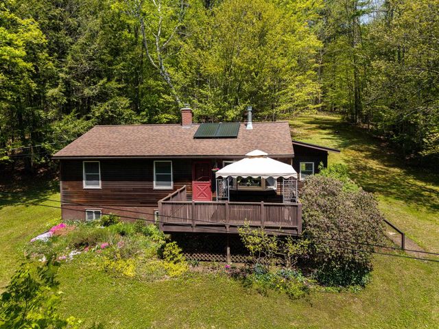852 Quail John Road, Thetford, VT 05043