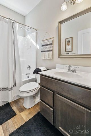 1130 Silversmith Way, Lebanon, OH 45036