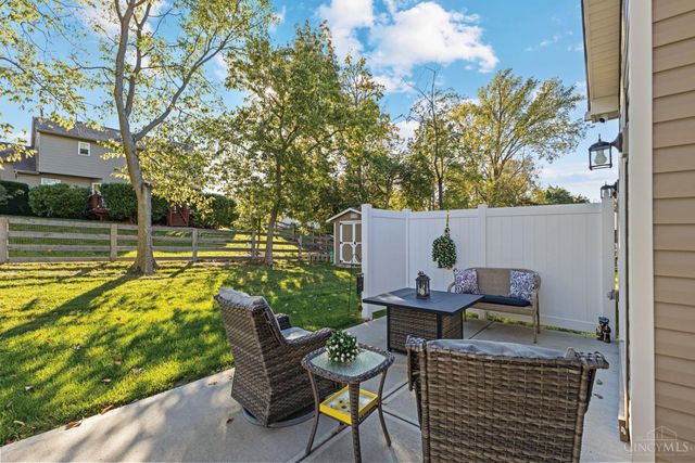 1130 Silversmith Way, Lebanon, OH 45036