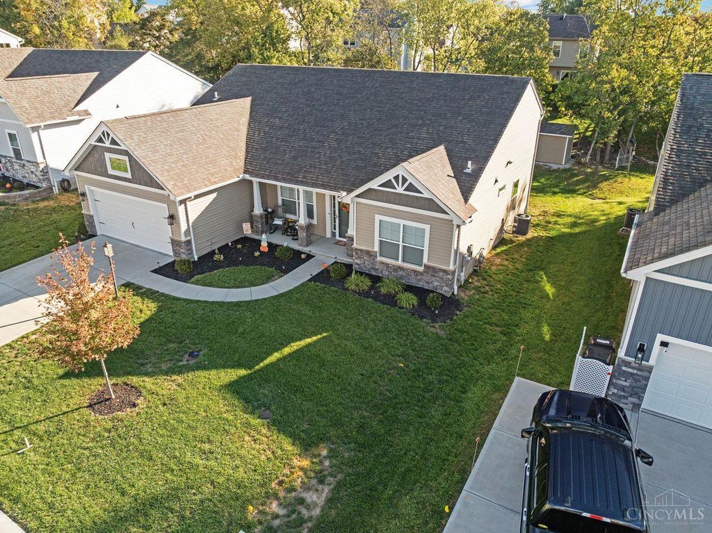 1130 Silversmith Way, Lebanon, OH 45036