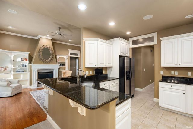 18476 Summer Wind Lane, South Bend, IN 46637