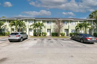 159 Hidden Court Road I-49, Hollywood, FL 33023