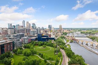 1111 W River Parkway, #26A, Minneapolis, MN 55415