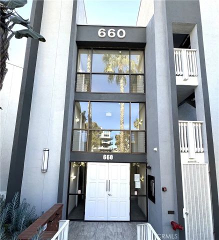 660 The Village 309, Redondo Beach, CA 90277