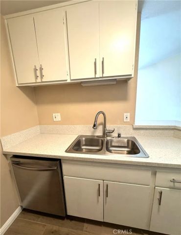 660 The Village 309, Redondo Beach, CA 90277