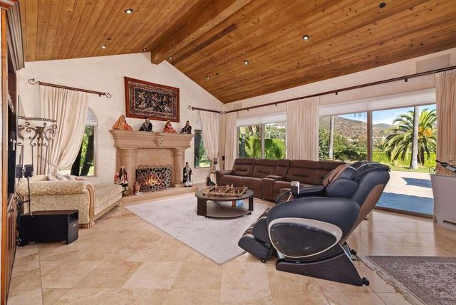 18545 Aliso Canyon Road, Rancho Santa Fe, CA 92067