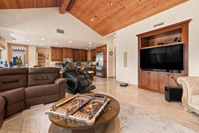 18545 Aliso Canyon Road, Rancho Santa Fe, CA 92067