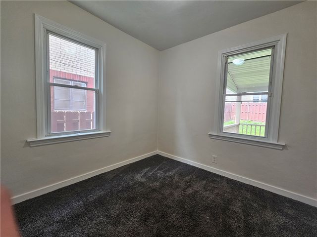 3200 Motor St, Sheraden, PA 15204