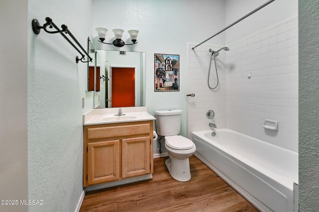 840 W Calle De Emilia, Green Valley, AZ 85614