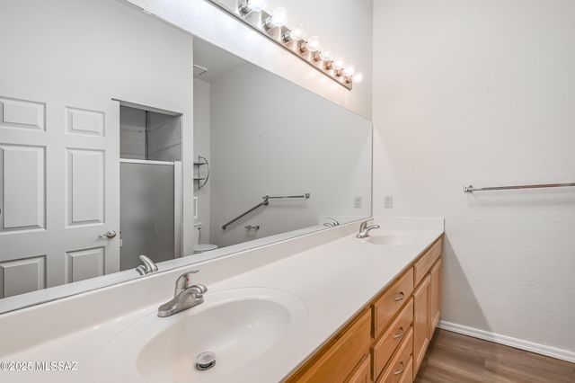 840 W Calle De Emilia, Green Valley, AZ 85614