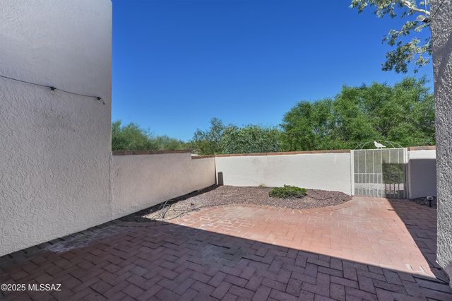 840 W Calle De Emilia, Green Valley, AZ 85614