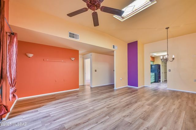 840 W Calle De Emilia, Green Valley, AZ 85614