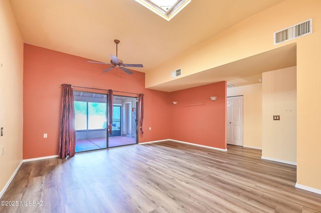 840 W Calle De Emilia, Green Valley, AZ 85614