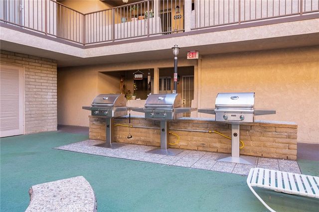 2501 W Redondo Beach, Gardena, CA 90249