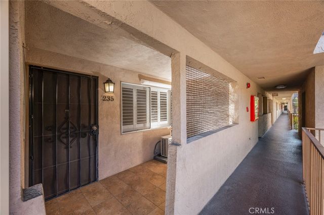 2501 W Redondo Beach, Gardena, CA 90249