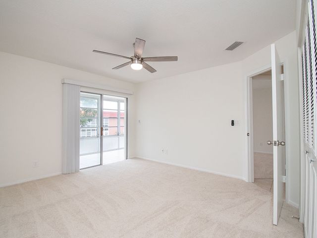 28 Pine Arbor Lane 206, Vero Beach, FL 32962