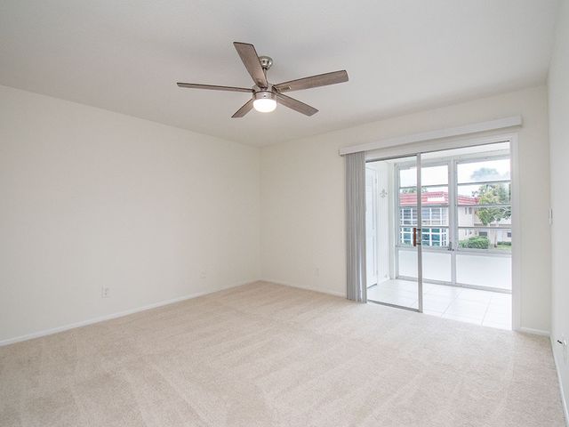 28 Pine Arbor Lane 206, Vero Beach, FL 32962